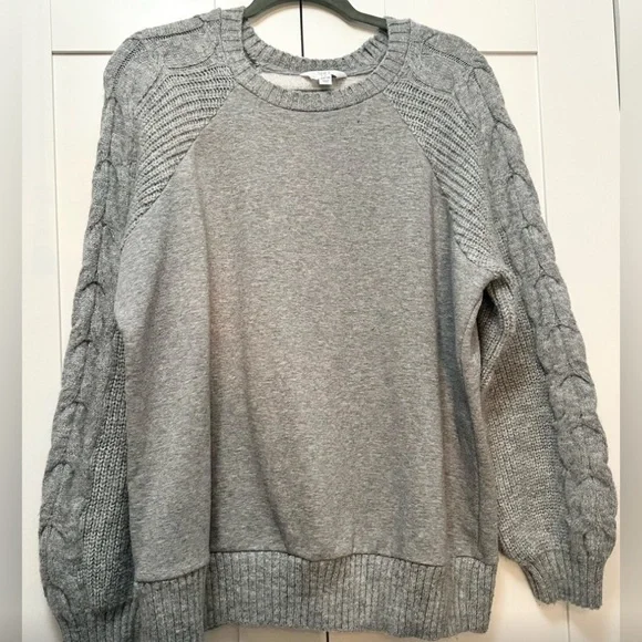 Women's Cable Knit Crew Neck Sweater - Green, White, Gray (ALL Size Lg) - Picture 2 of 8